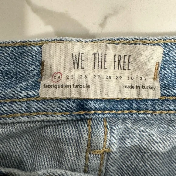 We The Free Distressed Jeans-Size 24 - Picture 3 of 6